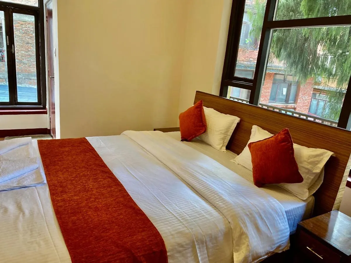 Hotel Pala Kathmandu 2*,